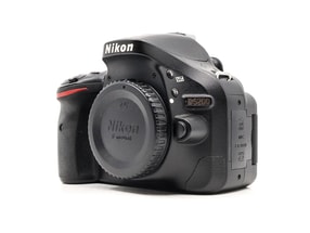 Nikon D5200