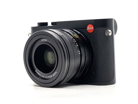 Leica Q2