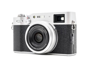 Fujifilm X100V