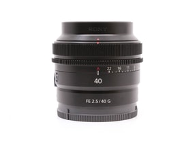 Sony FE 40mm f/2.5 G