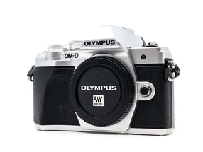 Olympus OM-D E-M10 Mark III