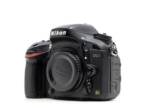 Nikon D600