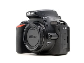 Nikon D5600