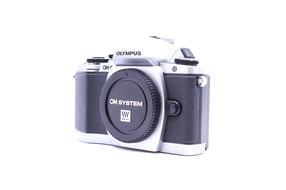 Olympus OM-D E-M10