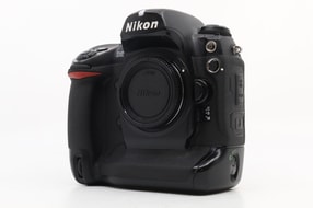 Nikon D2X