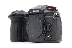 Panasonic Lumix DC-G9