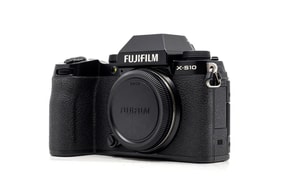 Fujifilm X-S10