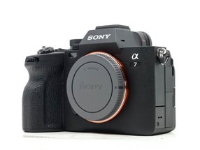 Sony Alpha A7 IV