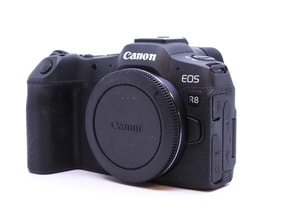 Canon EOS R8