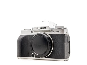 Fujifilm X-T200