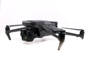 DJI Mavic 3 Pro Cine Premium Combo