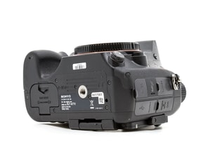 Sony Alpha SLT-A77