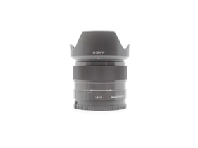 Sony E 35mm f/1.8 OSS