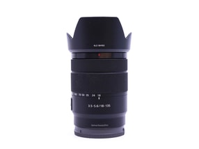 Sony E 18-135mm f/3.5-5.6 OSS
