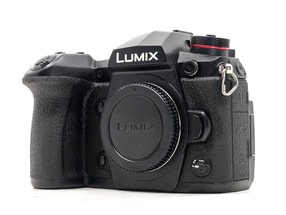 Panasonic Lumix DC-G9