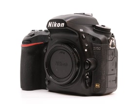 Nikon D750