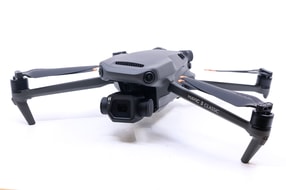 DJI Mavic 3 Classic Fly More Combo