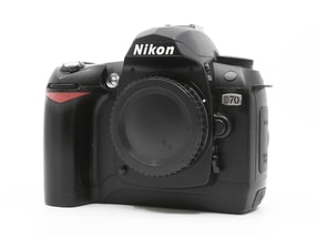 Nikon D70