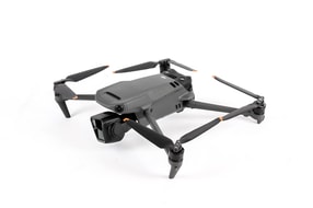 DJI Mavic 3 Pro Cine Premium Combo