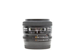 Nikon AF Nikkor 28mm f/2.8D