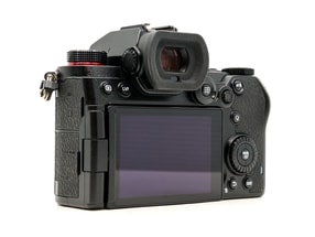 Panasonic Lumix DC-S5