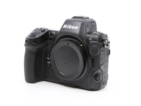 Nikon Z8
