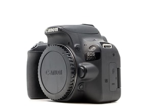 Canon EOS 200D