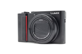 Panasonic Lumix DC-TZ200