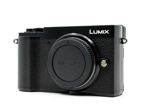 Panasonic Lumix DC-GX9