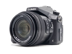 Panasonic Lumix DMC-FZ2000