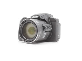 Nikon Coolpix B700
