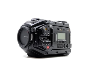Blackmagic Design URSA Mini Pro 4.6K - Canon EF Fit