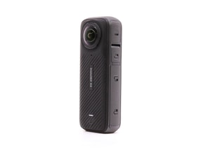 Insta360 X4
