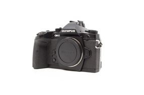 Olympus OM-D E-M1