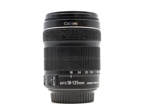Canon EF-S 18-135mm f/3.5-5.6 IS STM