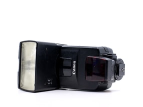 Canon 550EX Speedlite