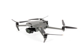 DJI Mavic 3 Classic Fly More Combo