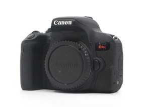 Canon EOS Rebel T7i