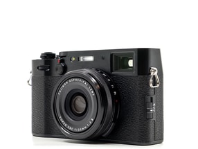 Fujifilm X100V