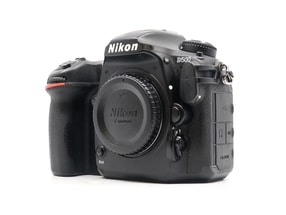 Nikon D500
