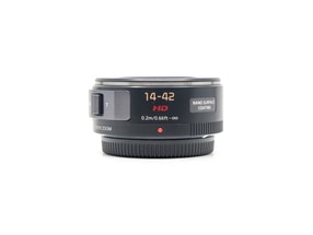 Panasonic Lumix G X Vario PZ 14-42mm f/3.5-5.6 ASPH Power O.I.S.