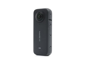 Insta360 X3