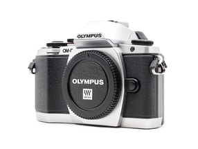 Olympus OM-D E-M10