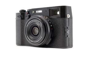 Fujifilm X100V