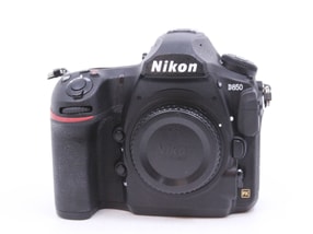 Nikon D850