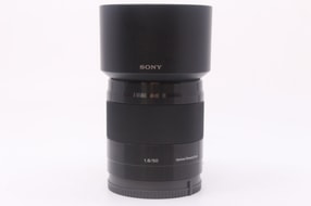 Sony E 50mm f/1.8 OSS