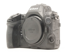 Nikon Z8