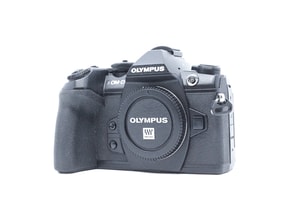 Olympus OM-D E-M1 Mark II