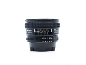 Nikon AF Nikkor 20mm f/2.8D