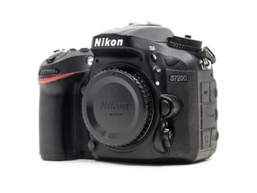 Nikon D7200